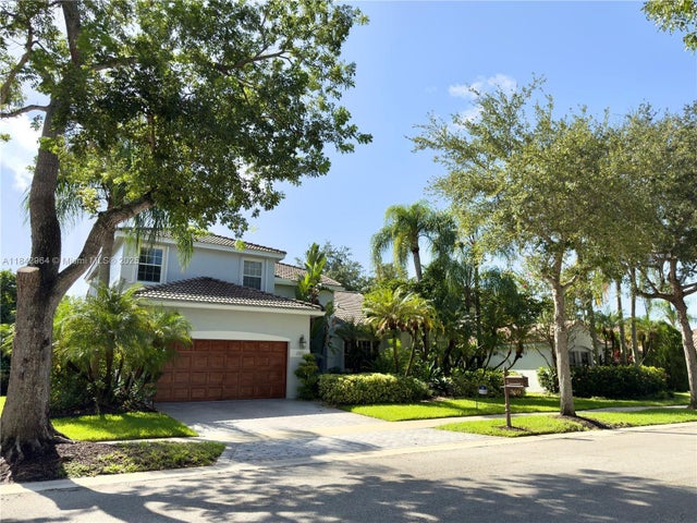 1 of 50 - 260 Montclaire Dr, Weston, FL
