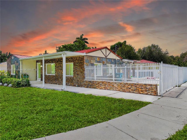 2 of 70 - 1520 Nw 93rd St, Miami, FL