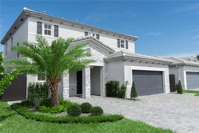 2 of 43 - 16144 Sw 148th Pl, Miami, FL