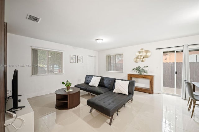 3 of 27 - 6723 Nw 6th Ave, Miami, FL
