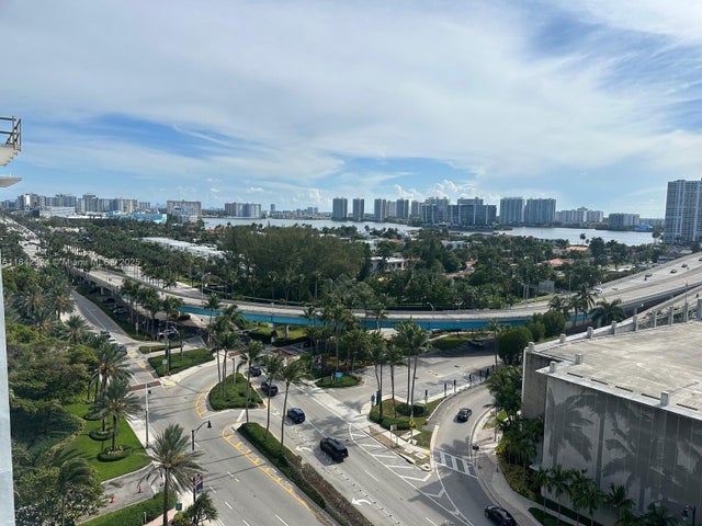 1 of 19 - 19201 Collins Ave 1133, Sunny Isles Beach, FL