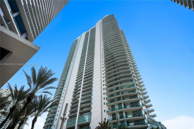 2 of 41 - 1331 Brickell Bay Dr 4303, Miami, FL