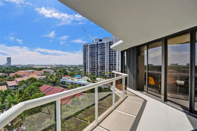 2 of 56 - 3610 Yacht Club Dr 909, Aventura, FL