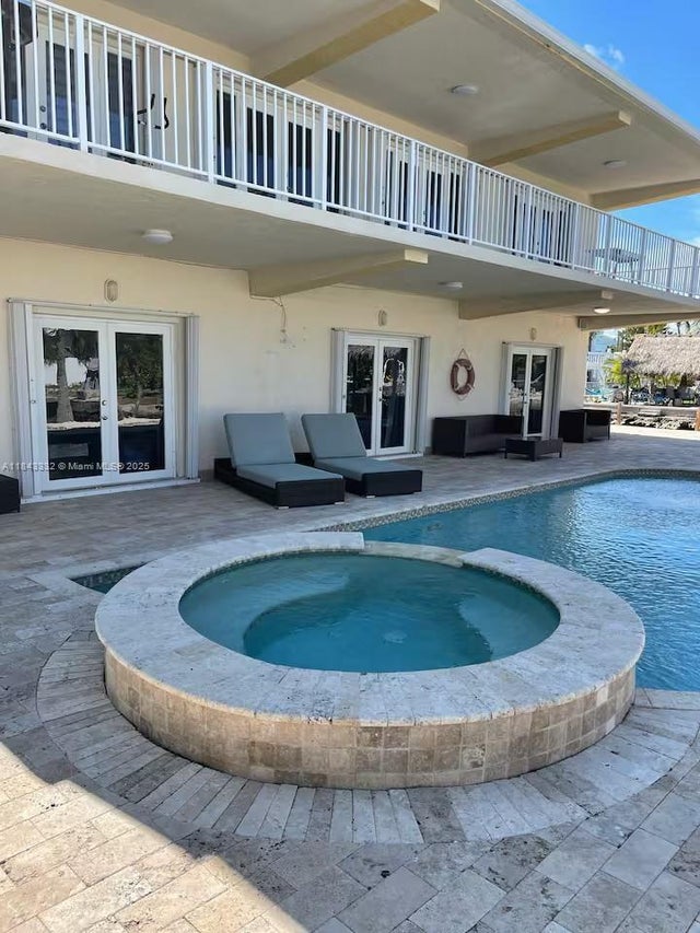 4 of 31 - 201 Wildwood Cir, Key Largo, FL