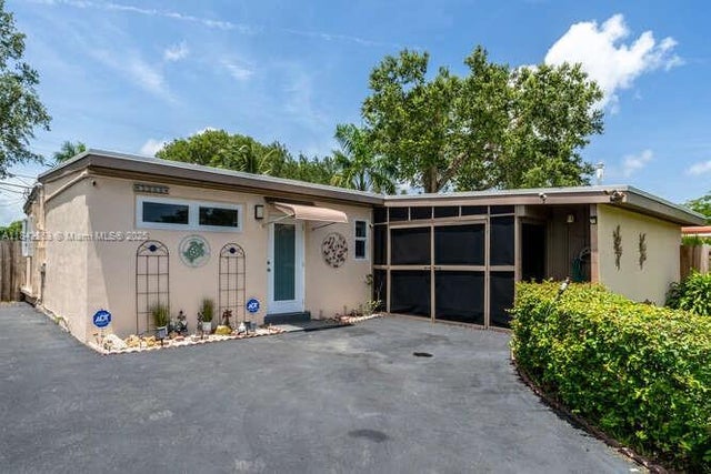 1 of 43 - 3309 Sw 16th St, Fort Lauderdale, FL
