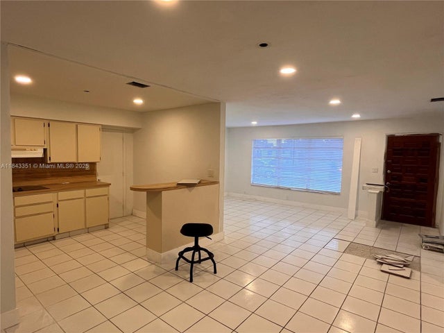 2 of 16 - 17320 Nw 47th Ave, Miami Gardens, FL