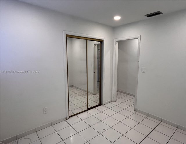 5 of 16 - 17320 Nw 47th Ave, Miami Gardens, FL