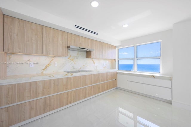 4 of 28 - 3410 Galt Ocean Dr Ph2n, Fort Lauderdale, FL