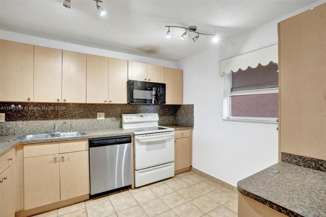 1 of 15 - 3251 Holiday Springs Blvd 401, Margate, FL