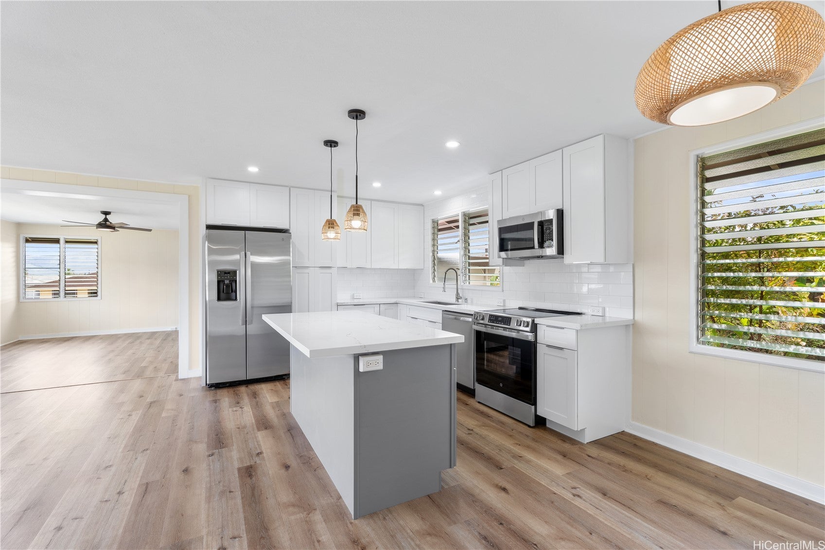 Photo of Listing #202516455