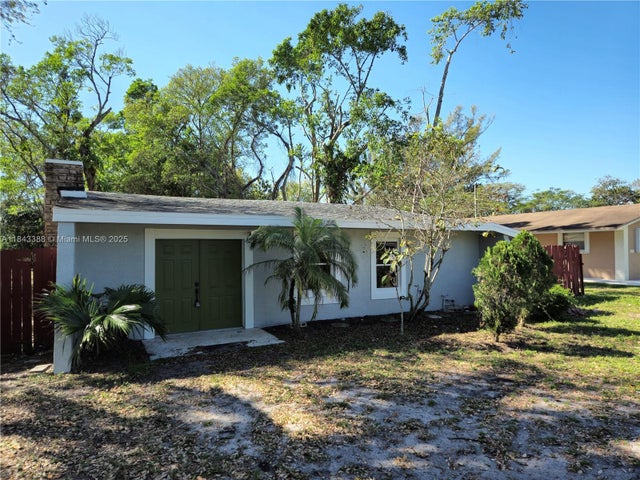 1 of 22 - 6208 Sw 26th St, Miramar, FL