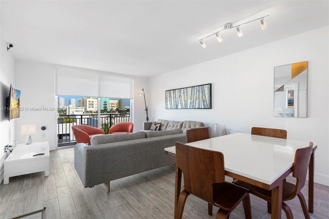 5 of 17 - 345 Ocean Dr 605, Miami Beach, FL