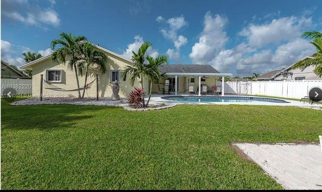 5 of 26 - 750 Sw 158th Ter, Sunrise, FL