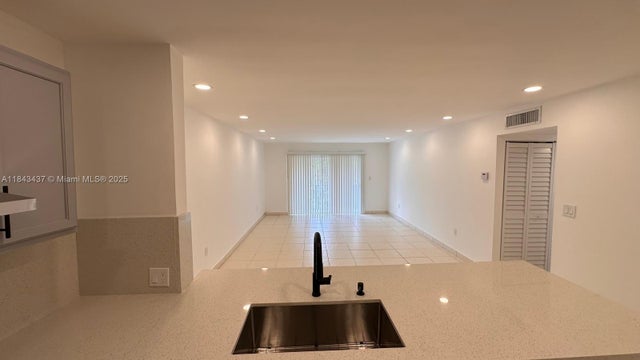 5 of 22 - 11925 Ne 2nd Ave B414, North Miami, FL