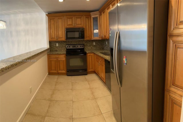 3 of 30 - 19390 Collins Ave 207, Sunny Isles Beach, FL