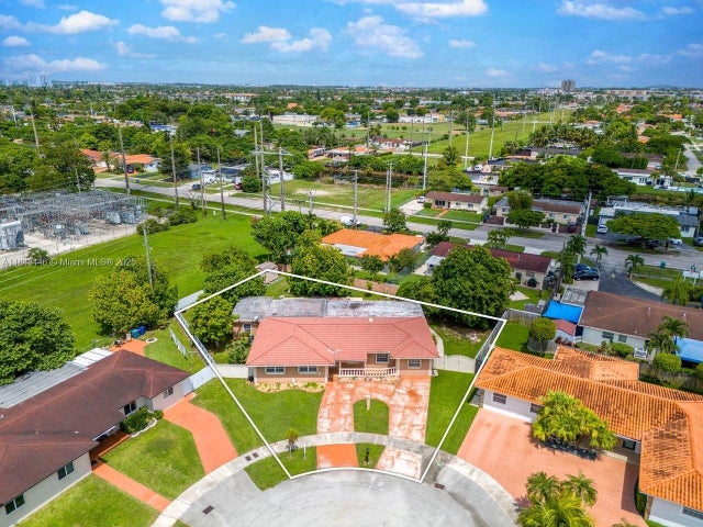 5 of 43 - 9433 Sw 17th St, Miami, FL