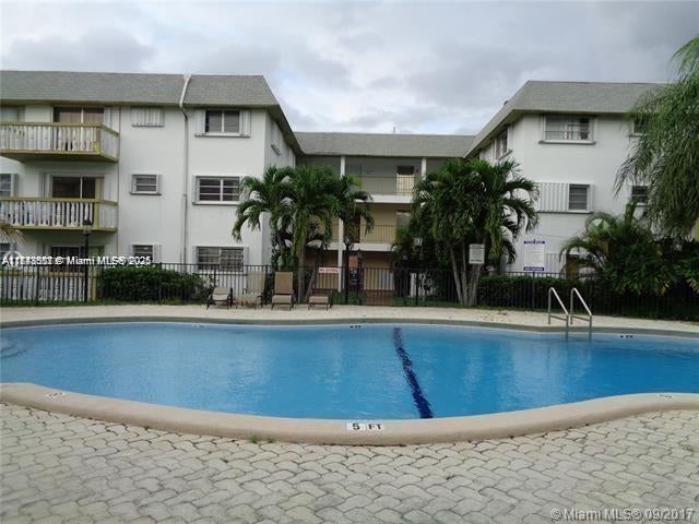 1 of 22 - 15205 Ne 6th Ave D212, Miami, FL