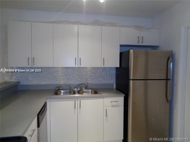 3 of 22 - 15205 Ne 6th Ave D212, Miami, FL