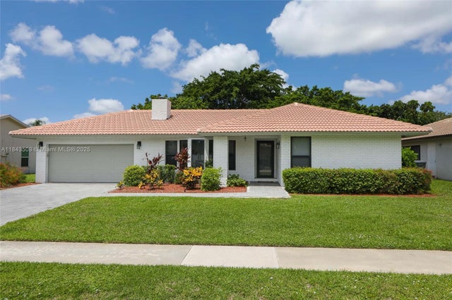 1 of 31 - 21553 Chipmunk Ln, Boca Raton, FL