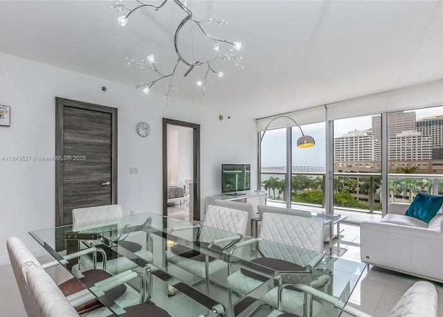 3 of 27 - 495 Brickell Ave 703, Miami, FL