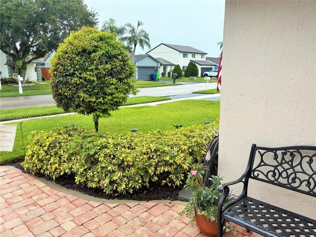 2 of 39 - 1357 Sw 151st Ter, Sunrise, FL