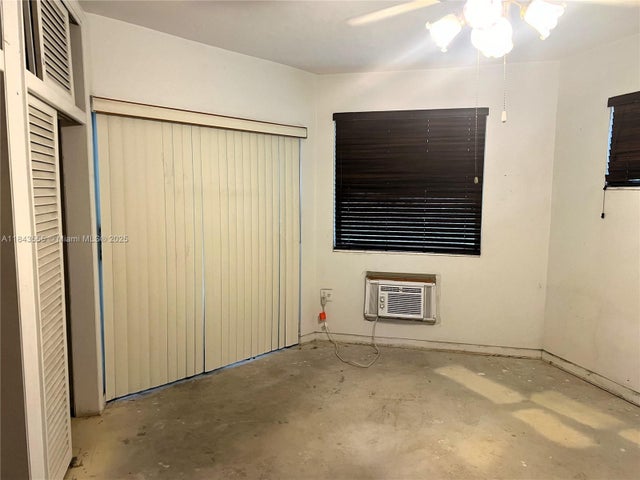 3 of 11 - 18760 Ne 18th Ave 235, Miami, FL