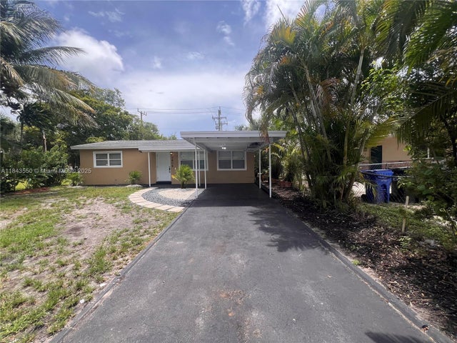 1 of 34 - 3616 Sw 14th St, Fort Lauderdale, FL