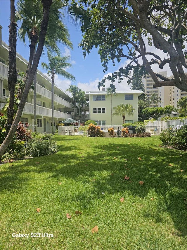 1 of 14 - 1900 Ne 8th Ct 308, Fort Lauderdale, FL