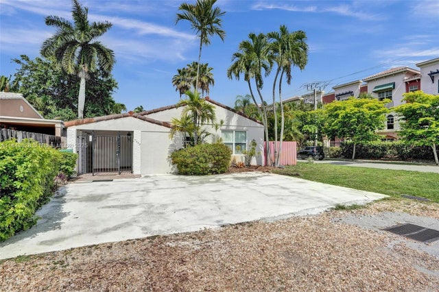 2 of 26 - 1100 Ne 17th Ter, Fort Lauderdale, FL