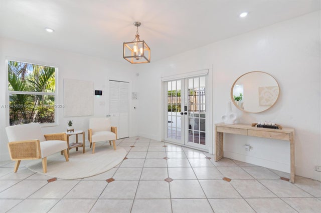 4 of 26 - 1100 Ne 17th Ter, Fort Lauderdale, FL