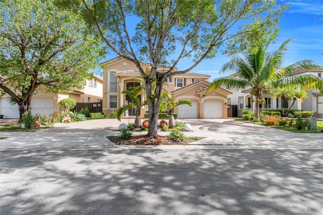 1 of 38 - 12355 Sw 124th Ter, Miami, FL