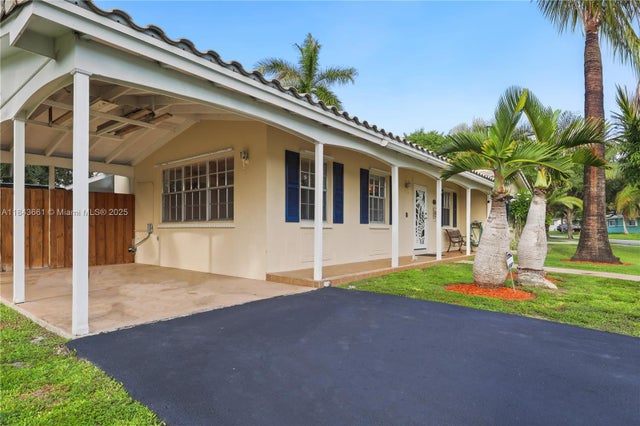 3 of 24 - 9455 Sw 181st St, Palmetto Bay, FL