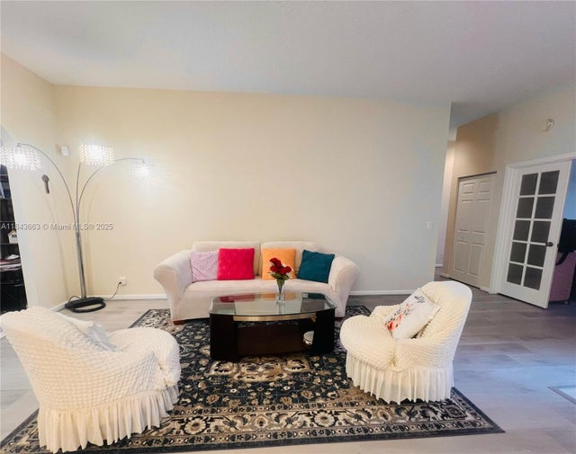 3 of 14 - 3746 Spring Crest Ct, Lake Worth, FL