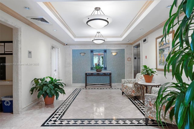 3 of 41 - 703 Crandon Blvd 403, Key Biscayne, FL