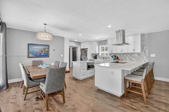 2 of 49 - 1019 Se 12th Ave, Deerfield Beach, FL