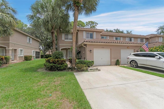 3 of 53 - 4723 Pinemore Ln, Lake Worth, FL