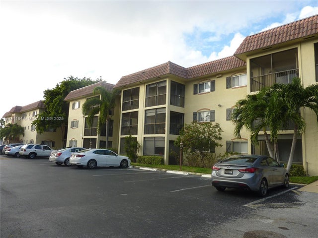 4 of 31 - 251 S Cypress Rd 125, Pompano Beach, FL