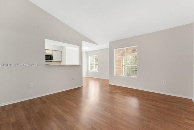 3 of 32 - 2321 Nw 33rd St 215, Oakland Park, FL