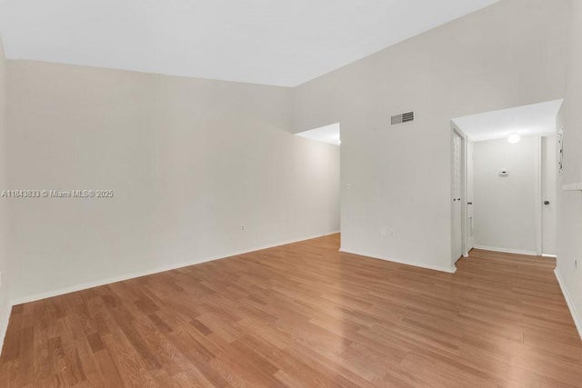 5 of 32 - 2321 Nw 33rd St 215, Oakland Park, FL