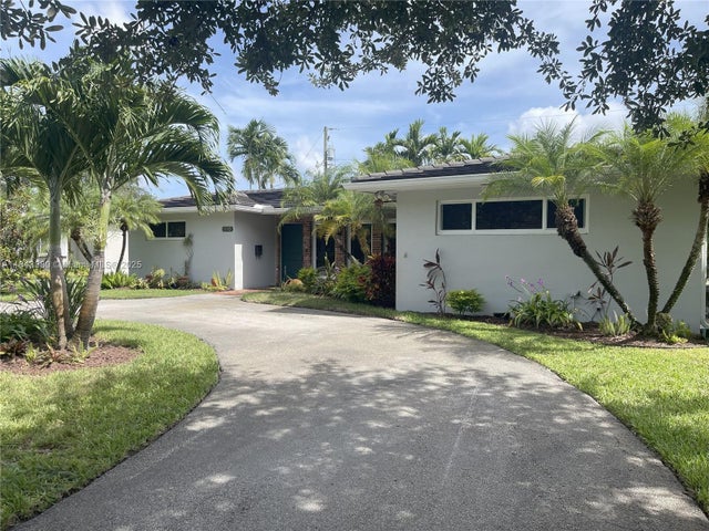 1 of 23 - 1110 Redbird Ave, Miami Springs, FL