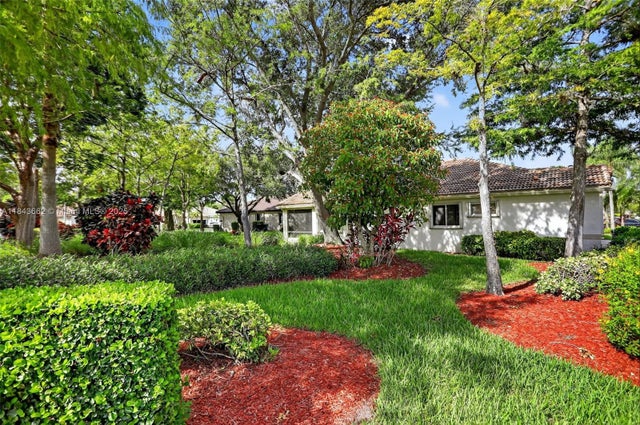 4 of 56 - 8754 Nw 75th Pl, Tamarac, FL