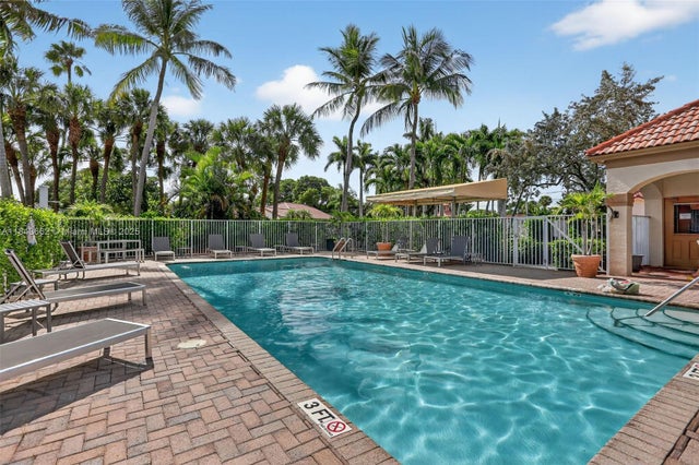 5 of 56 - 8754 Nw 75th Pl, Tamarac, FL