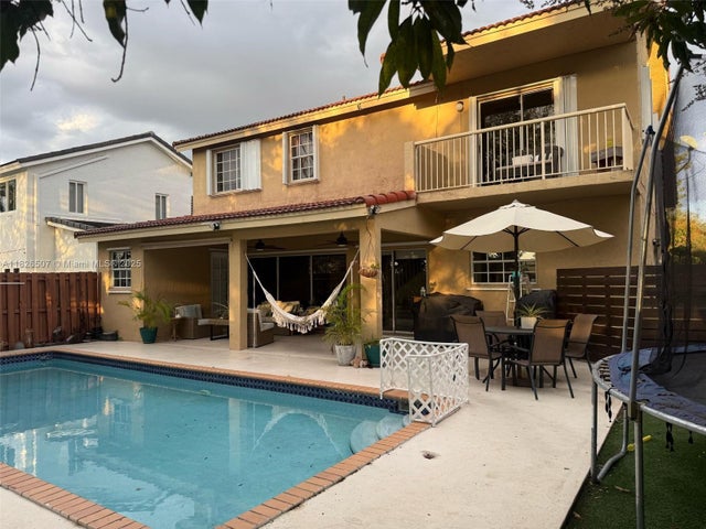 3 of 17 - 11150 Sw 161st Pl, Miami, FL