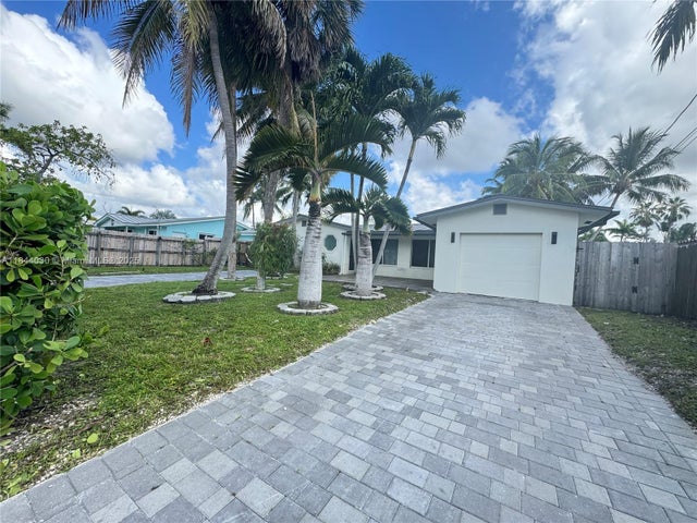 2 of 27 - 1709 Sw 5th Pl, Fort Lauderdale, FL