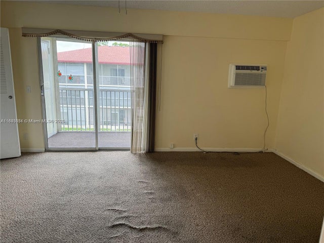5 of 11 - 200 Sw 132nd Way 313l, Pembroke Pines, FL