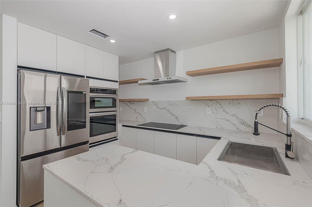 1 of 16 - 1975 Calais Dr 1, Miami Beach, FL