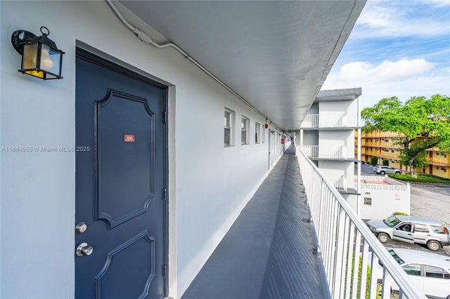 1 of 29 - 445 Ne 195th St 330, Miami, FL