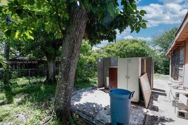 2 of 14 - 13785 Nw 5th Ave, North Miami, FL