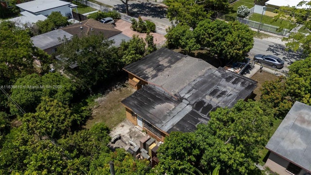 3 of 14 - 13785 Nw 5th Ave, North Miami, FL