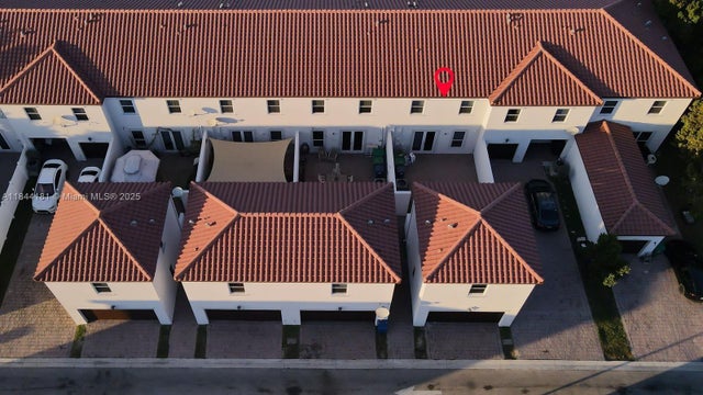 2 of 51 - 17146 Sw 93rd St, Miami, FL